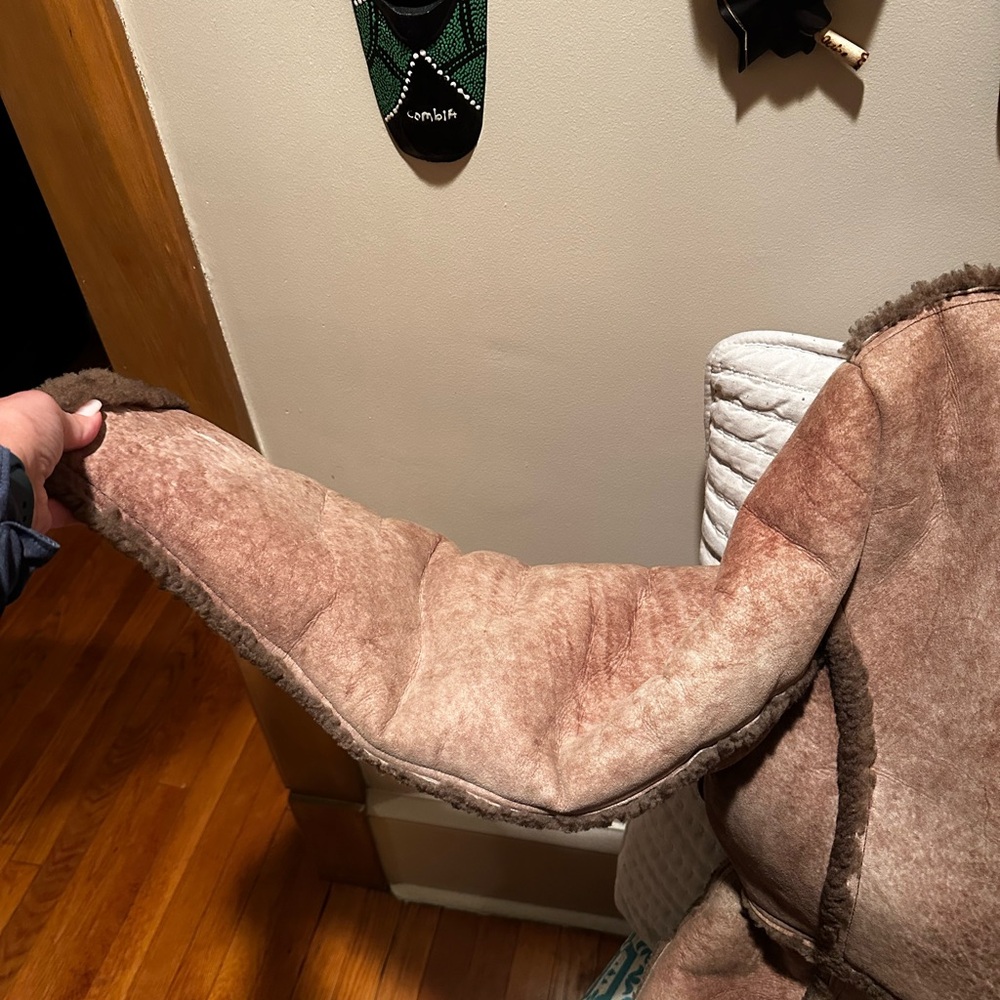 Chic Brown Shearling Teddy Jacket - image 3